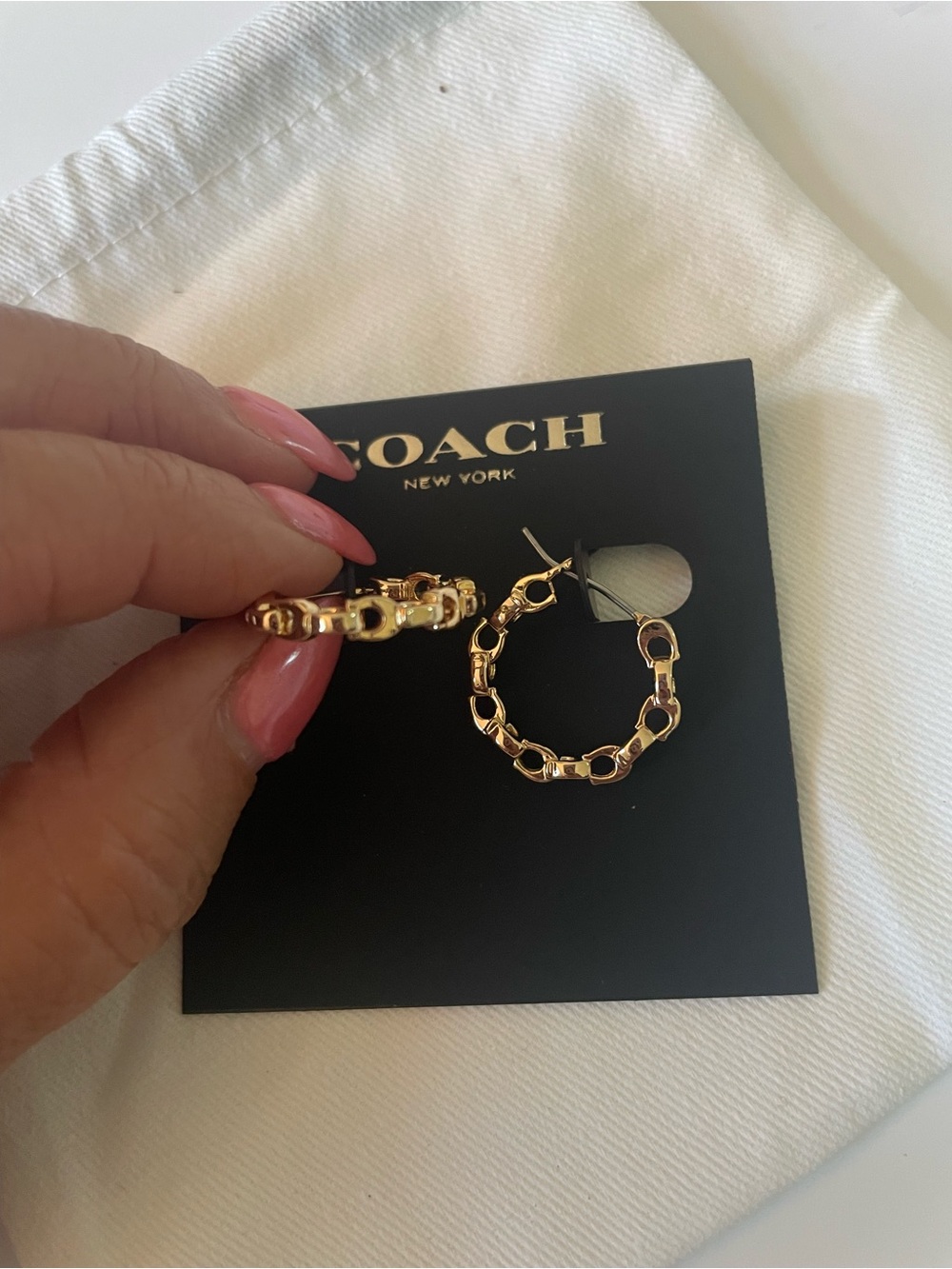 COACH Gold Link Hoop Earrings for Women - Picture 3 of 3